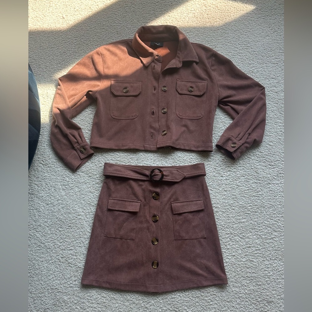 Girls brown skirt and jacket